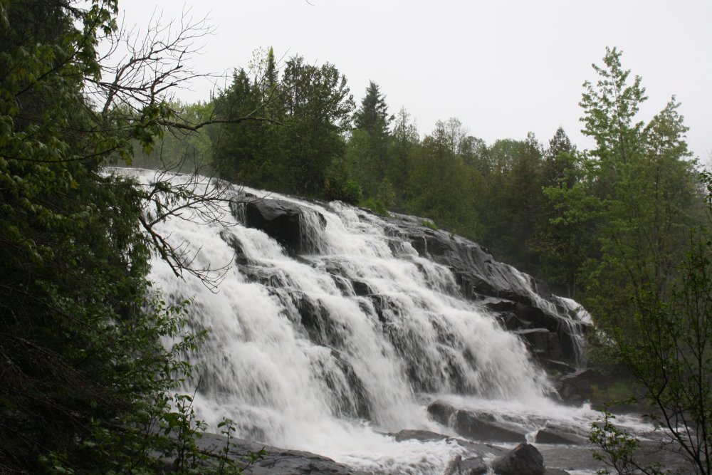 Bond Falls